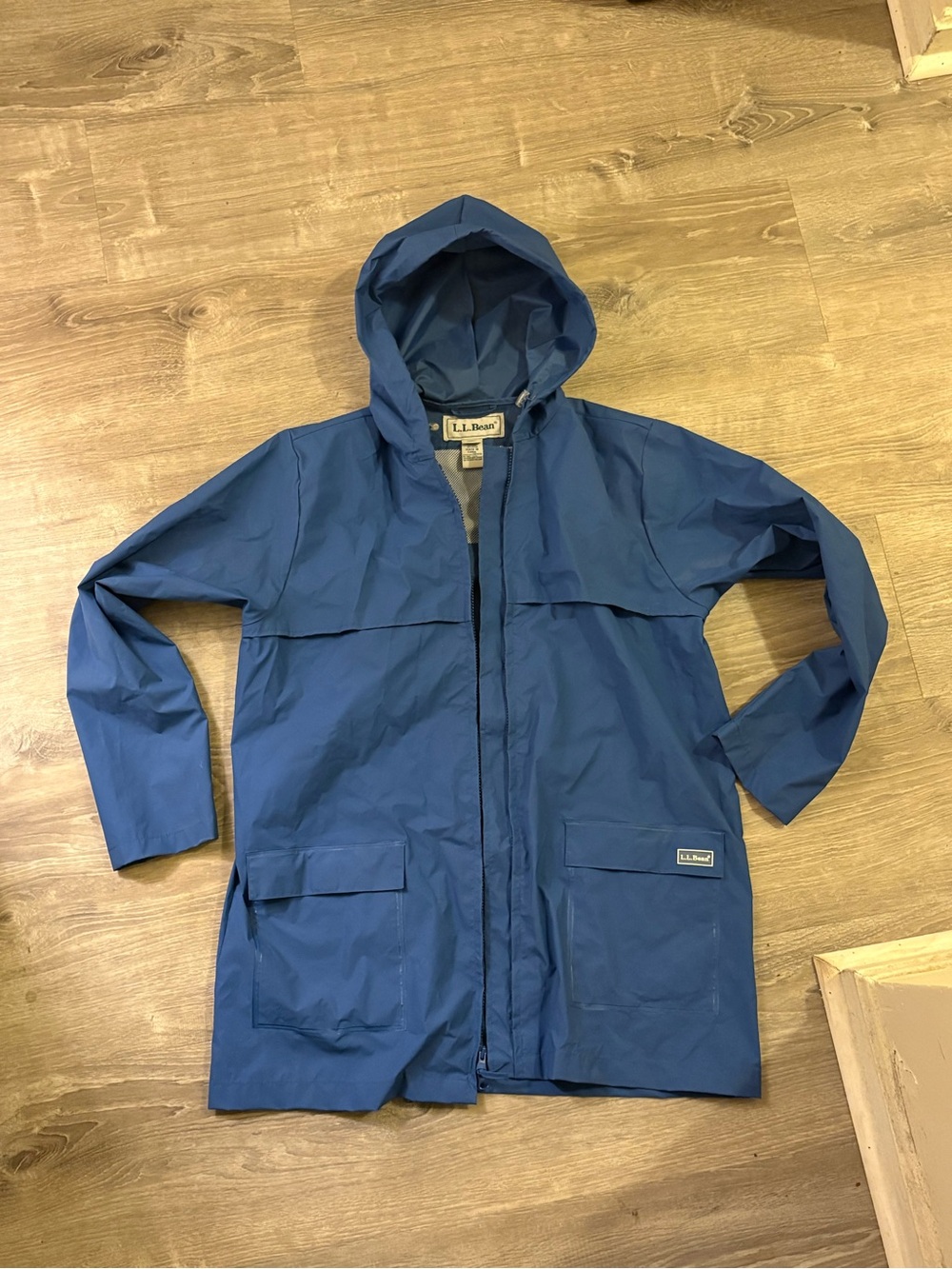 L.L. Bean Men's Navy Hooded Raincoat